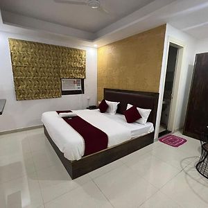 Hotel New Punjab Luxury